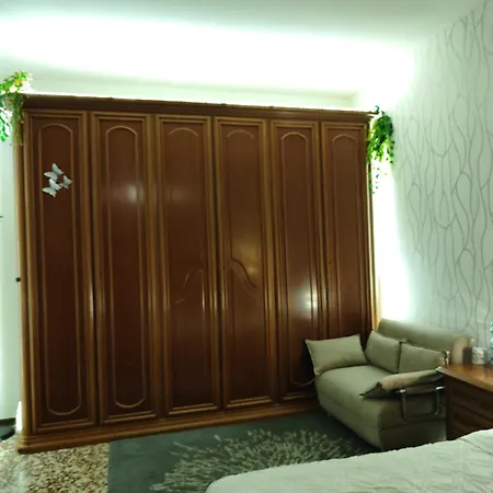 Faristha House